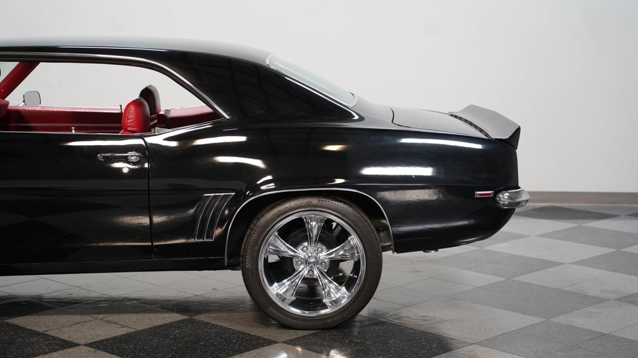 1969 Chevrolet Camaro Z28 Tribute