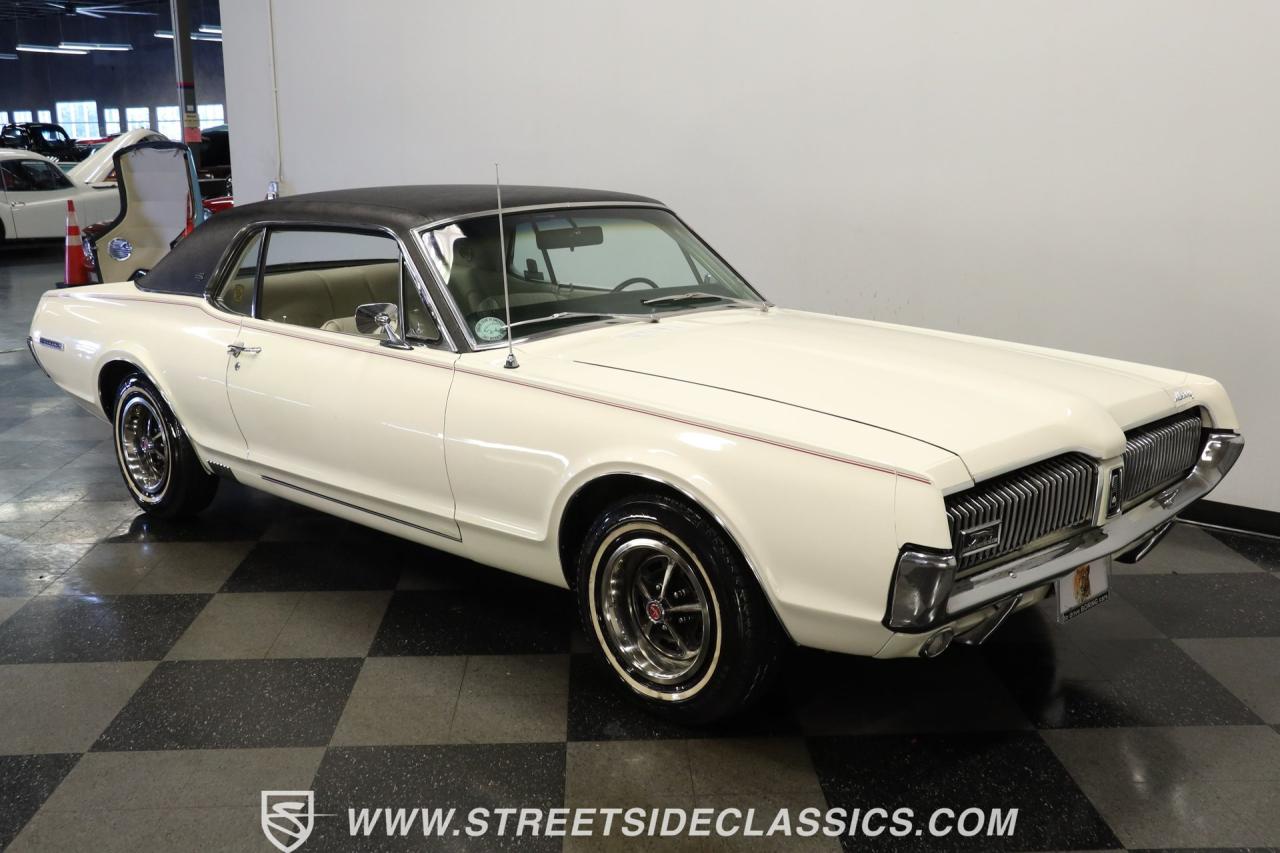 1967 Mercury Cougar XR7