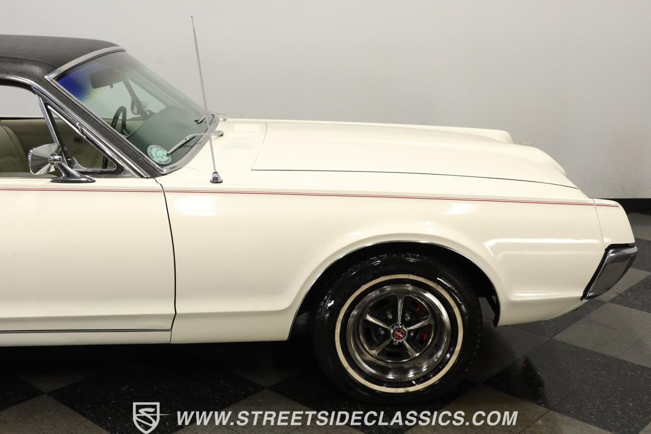 1967 Mercury Cougar XR7