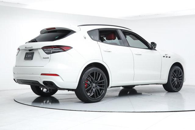 2022 Maserati Levante