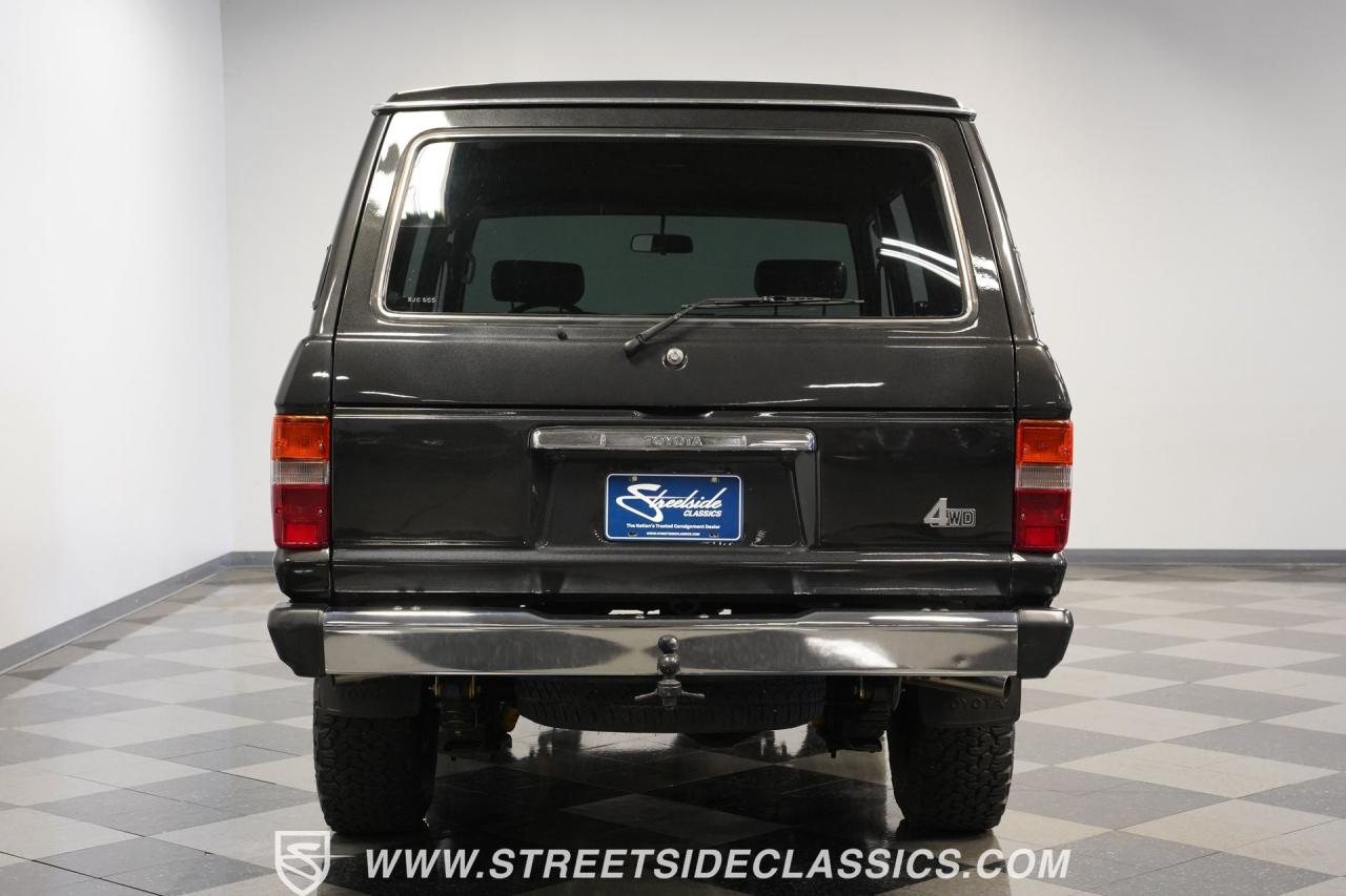 1984 Toyota Land Cruiser FJ60 LS3 Restomod