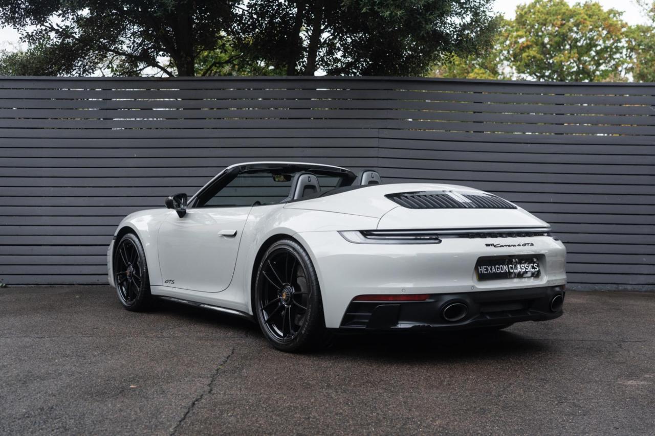 2021 Porsche 911 (992.1) CARRERA 4 GTS CABRIOLET 2021 Porsche 911 (992.1) CARRERA 4 GTS CABRIOLET