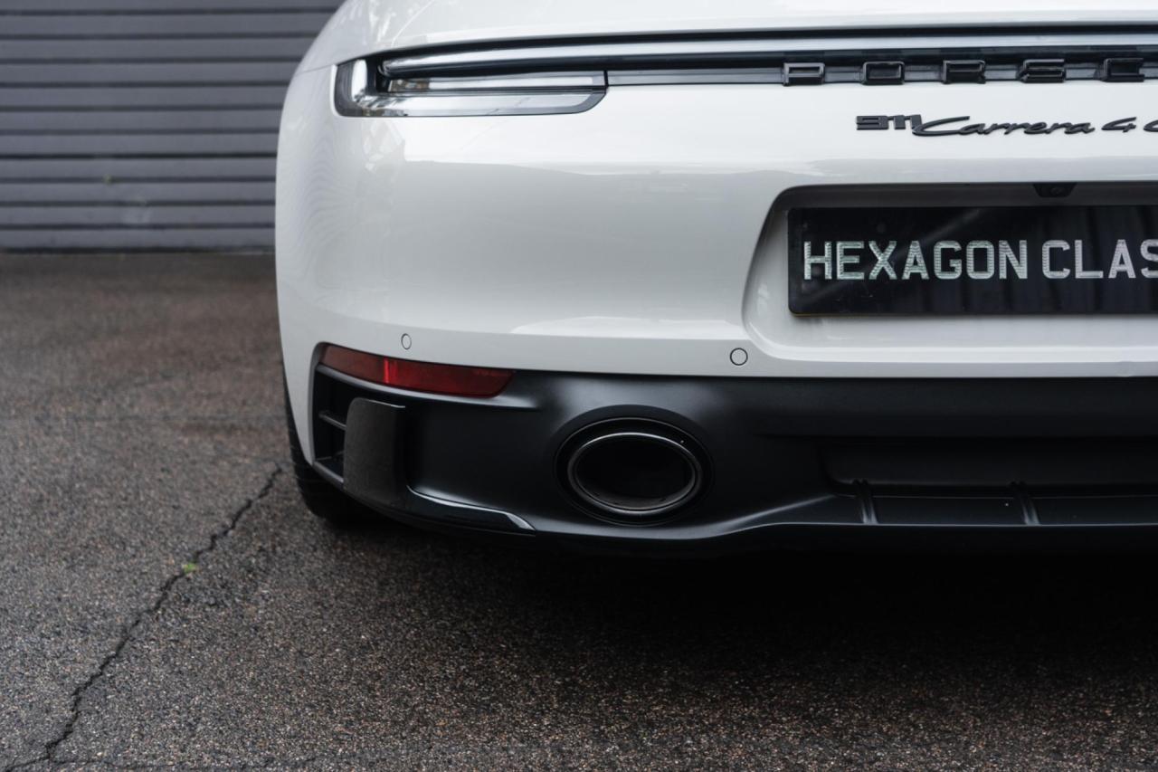 2021 Porsche 911 (992.1) CARRERA 4 GTS CABRIOLET 2021 Porsche 911 (992.1) CARRERA 4 GTS CABRIOLET