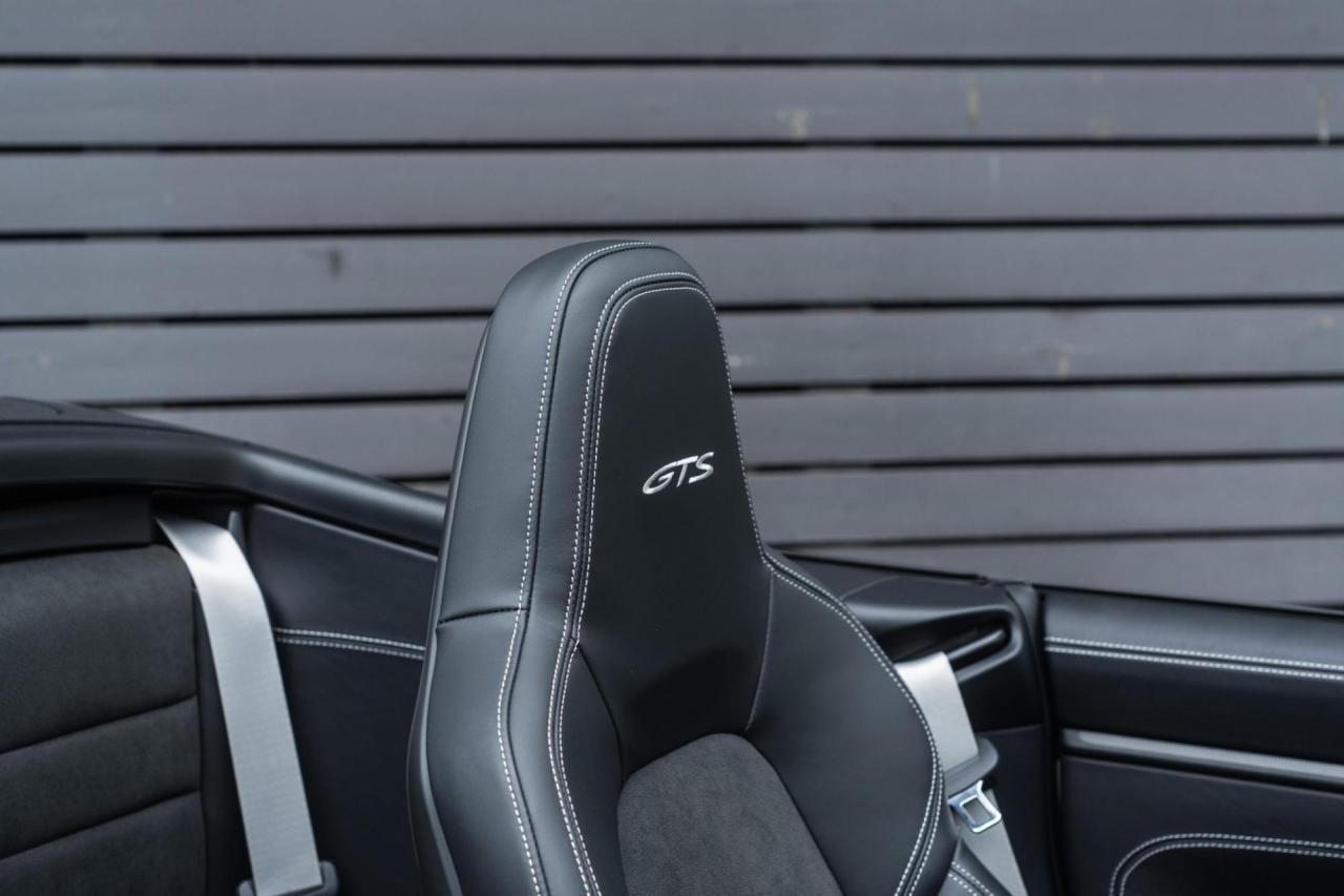 2021 Porsche 911 (992.1) CARRERA 4 GTS CABRIOLET 2021 Porsche 911 (992.1) CARRERA 4 GTS CABRIOLET