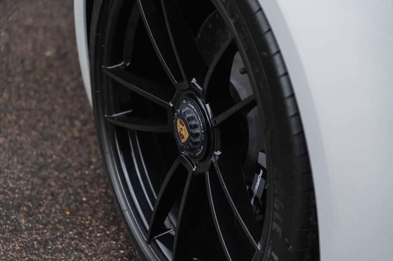 2021 Porsche 911 (992.1) CARRERA 4 GTS CABRIOLET 2021 Porsche 911 (992.1) CARRERA 4 GTS CABRIOLET