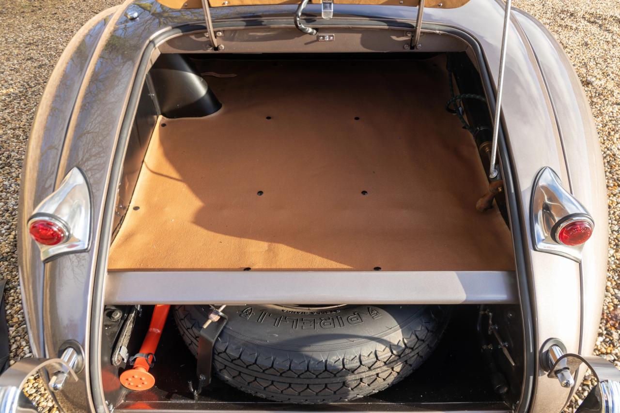 1952 Jaguar XK120 OTS Roadster &ldquo;Race of Champions Silverstone&rdquo;