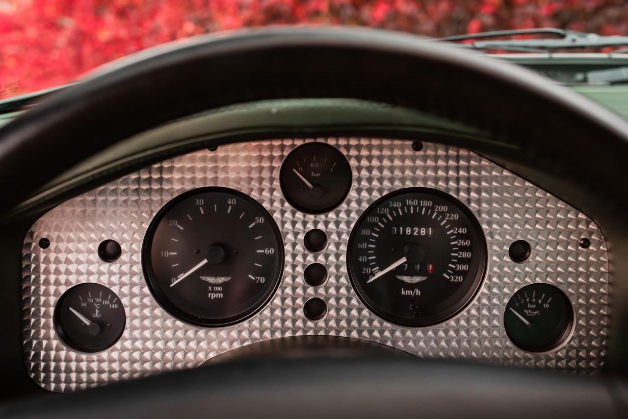 1999 Aston Martin Vantage V600