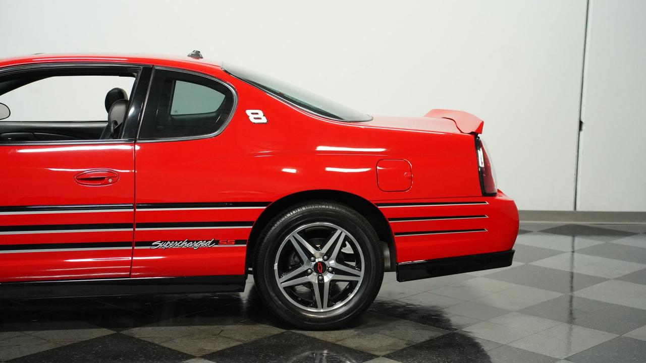 2004 Chevrolet Monte Carlo SS Supercharged Dale Earnhardt Jr. Edition