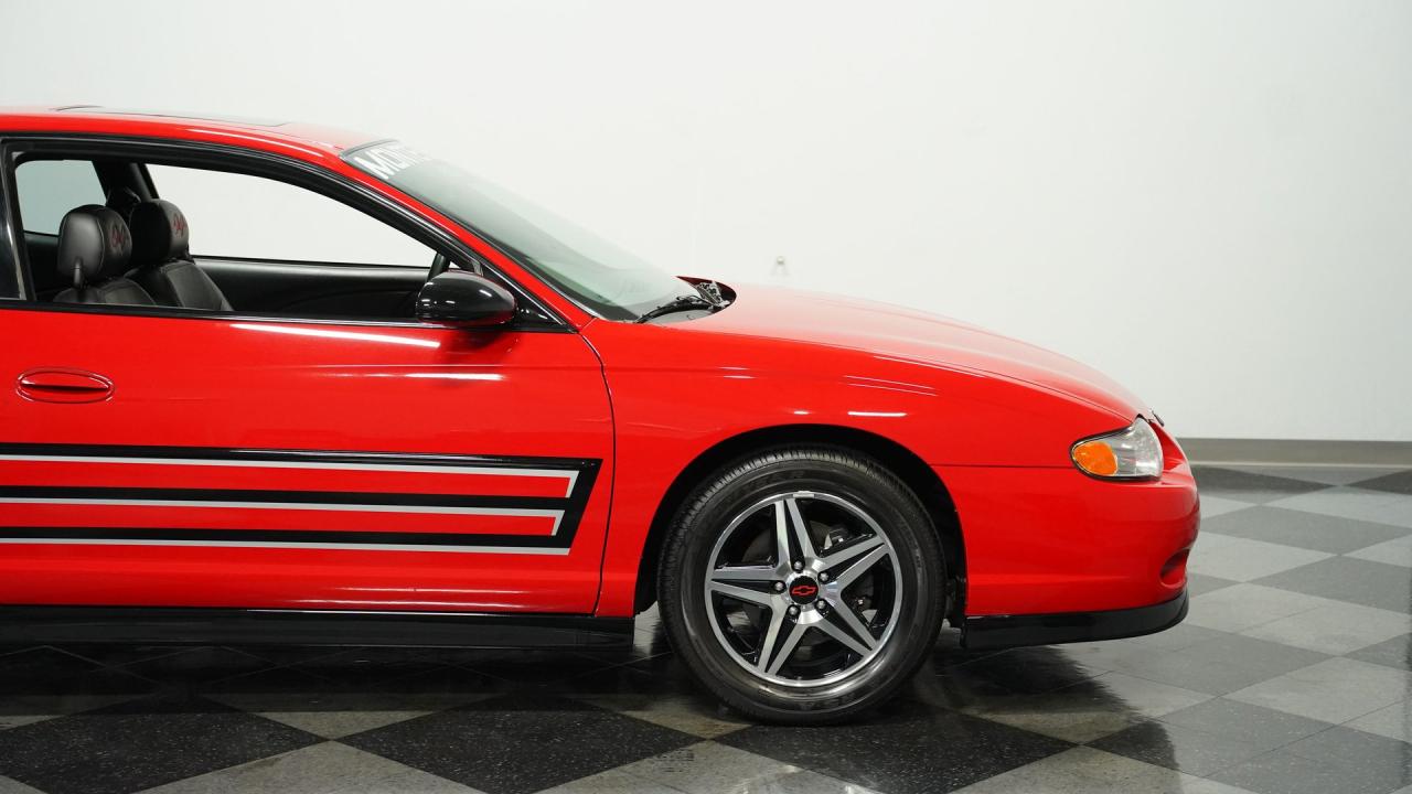 2004 Chevrolet Monte Carlo SS Supercharged Dale Earnhardt Jr. Edition