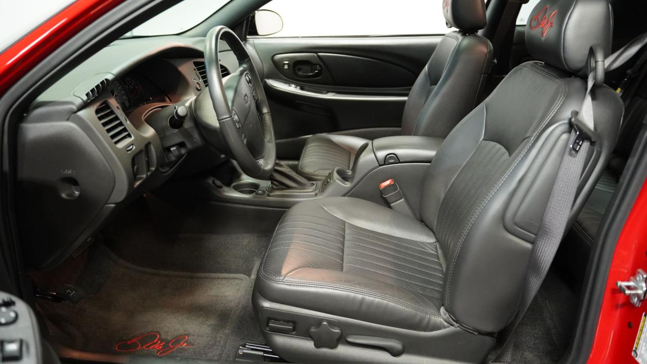 2004 Chevrolet Monte Carlo SS Supercharged Dale Earnhardt Jr. Edition