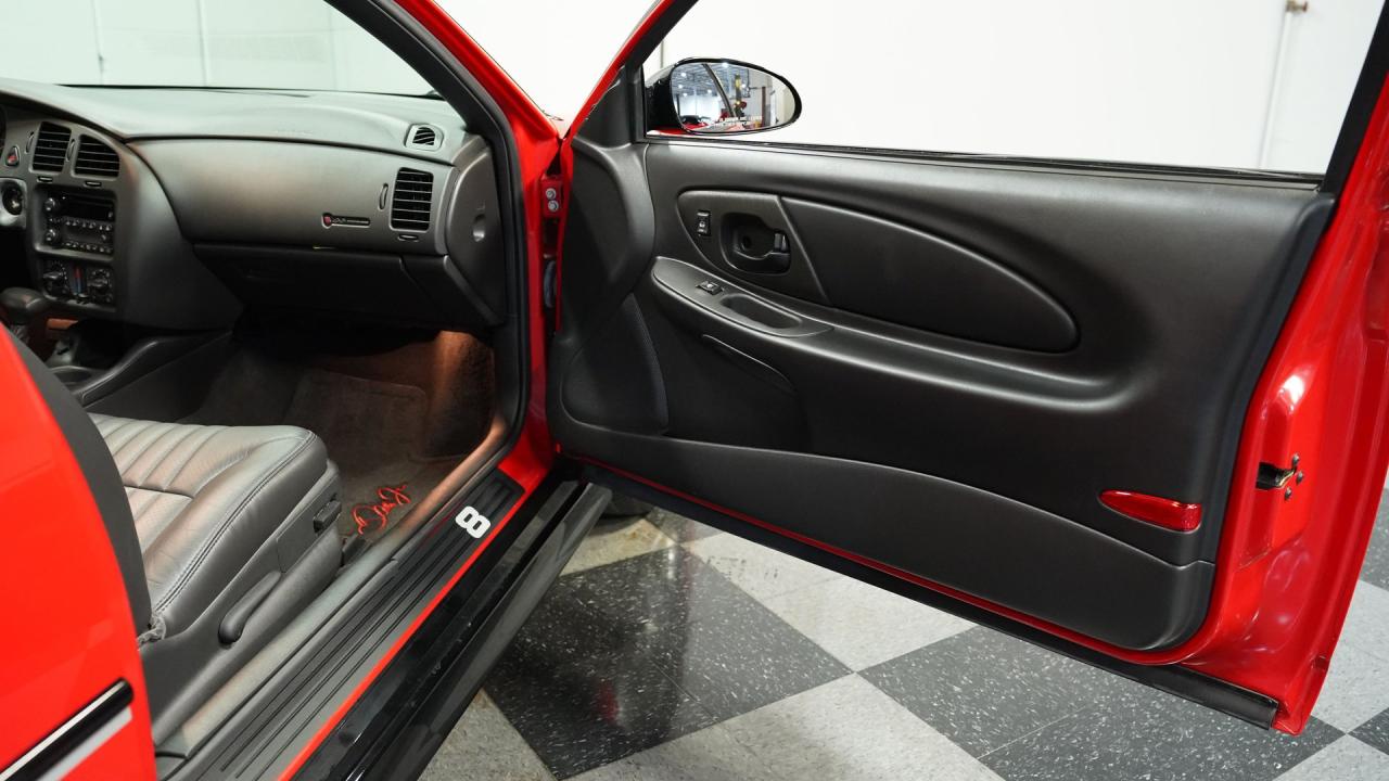 2004 Chevrolet Monte Carlo SS Supercharged Dale Earnhardt Jr. Edition