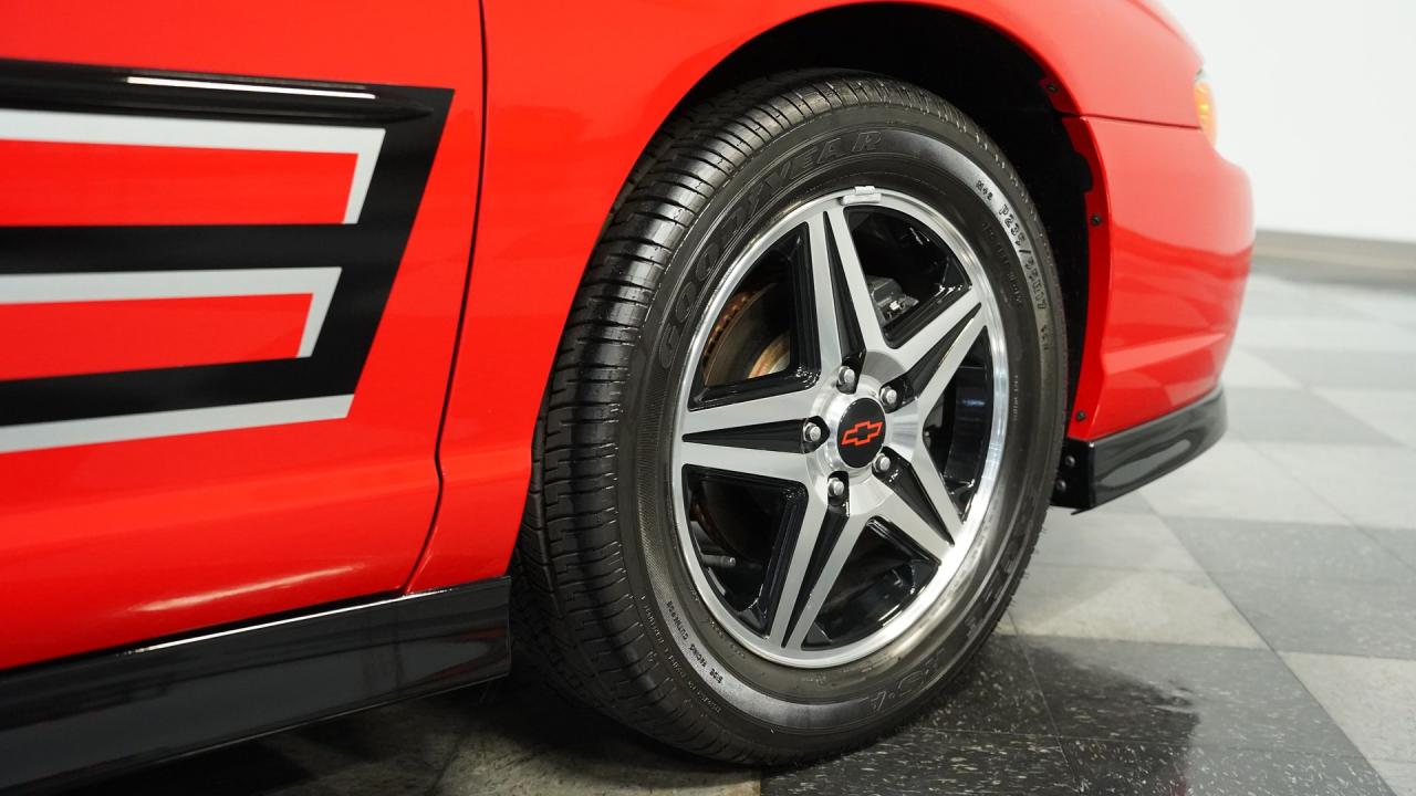 2004 Chevrolet Monte Carlo SS Supercharged Dale Earnhardt Jr. Edition