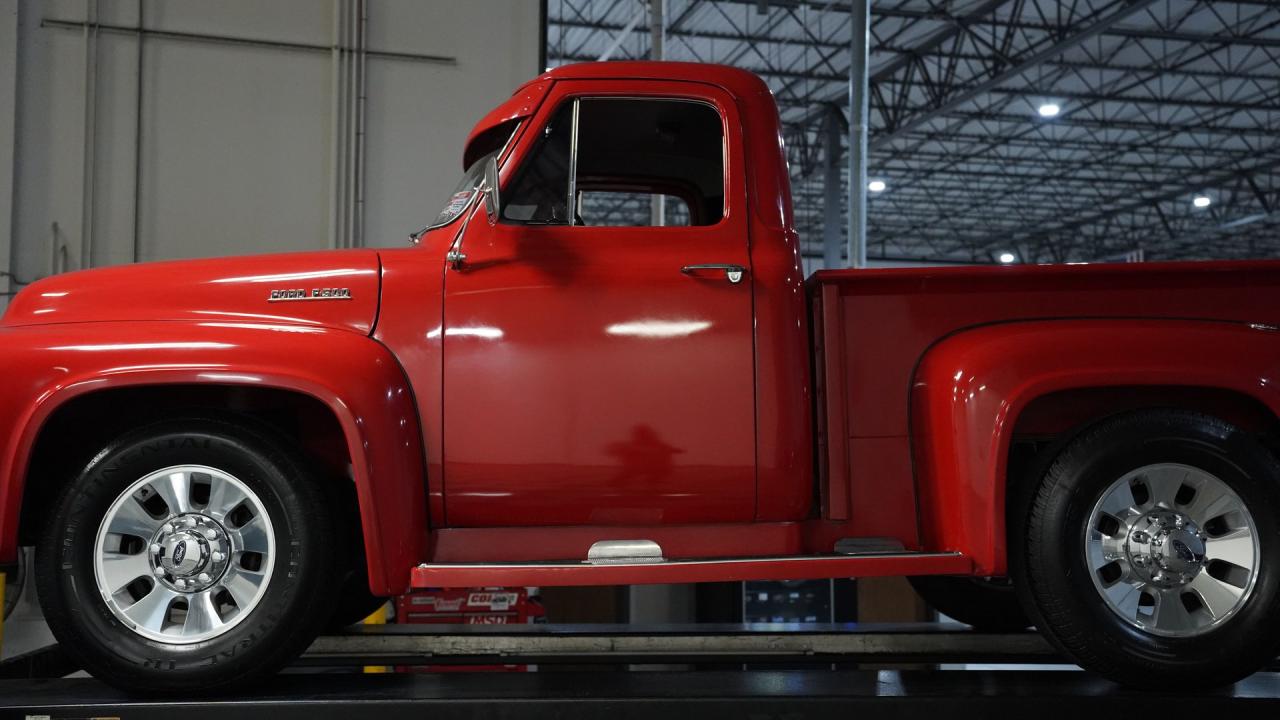 1954 Ford F-500 7.3 Powerstroke