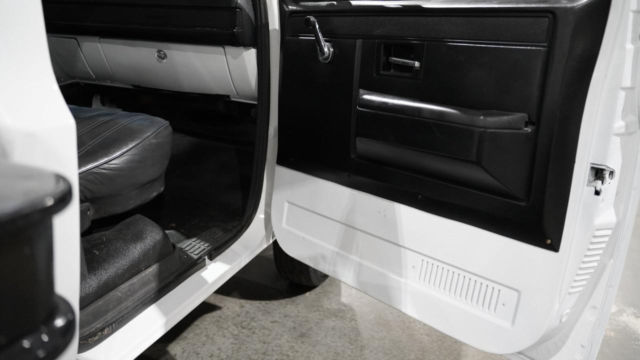 1985 GMC 3500 Flatbed Dually