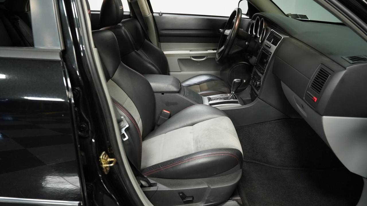 2006 Dodge Magnum SRT-8 Supercharged