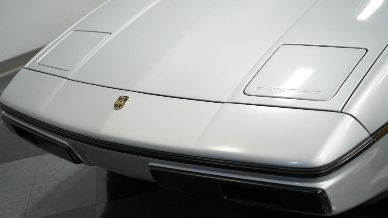 1985 Pontiac Fiero SE