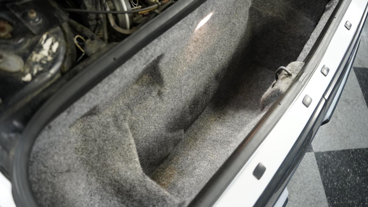 1985 Pontiac Fiero SE