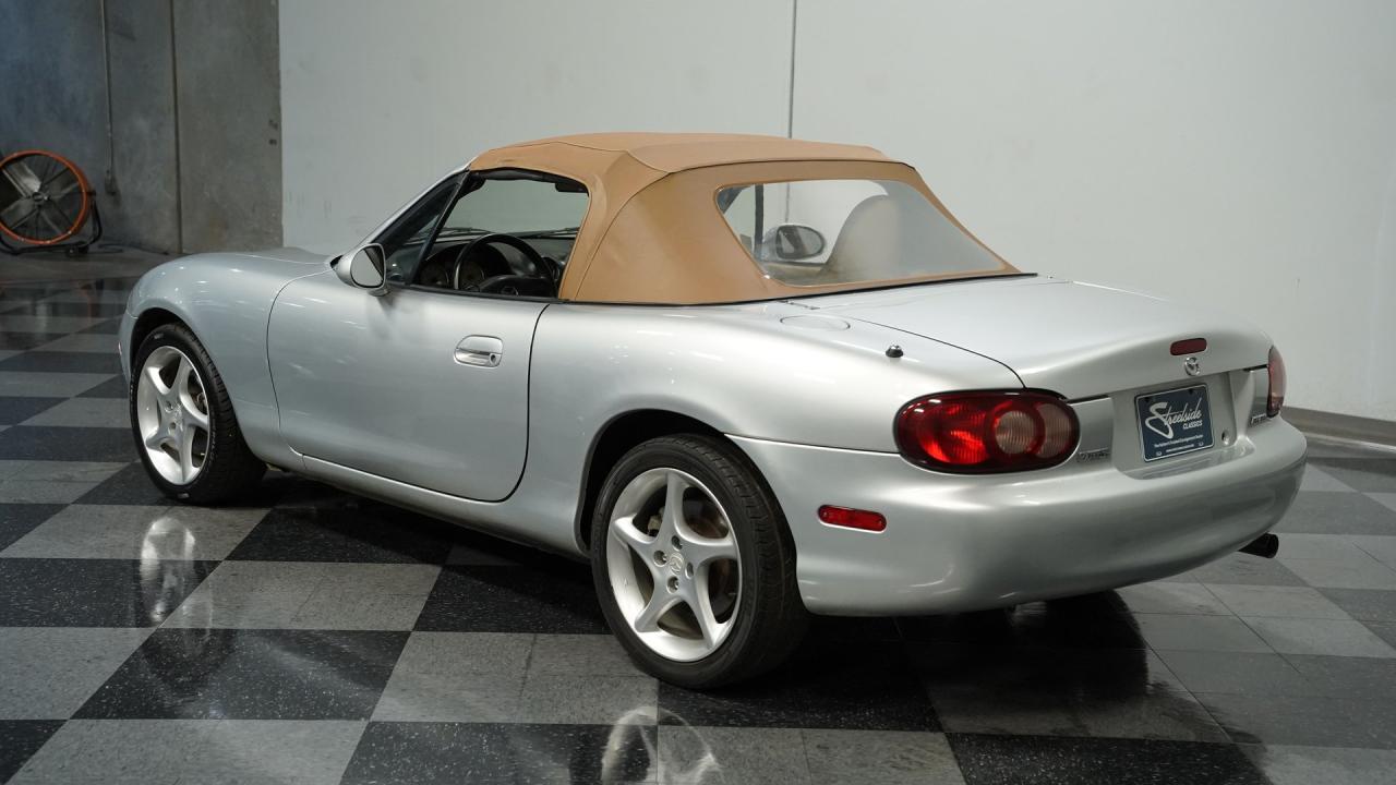 2001 Mazda Miata MX-5