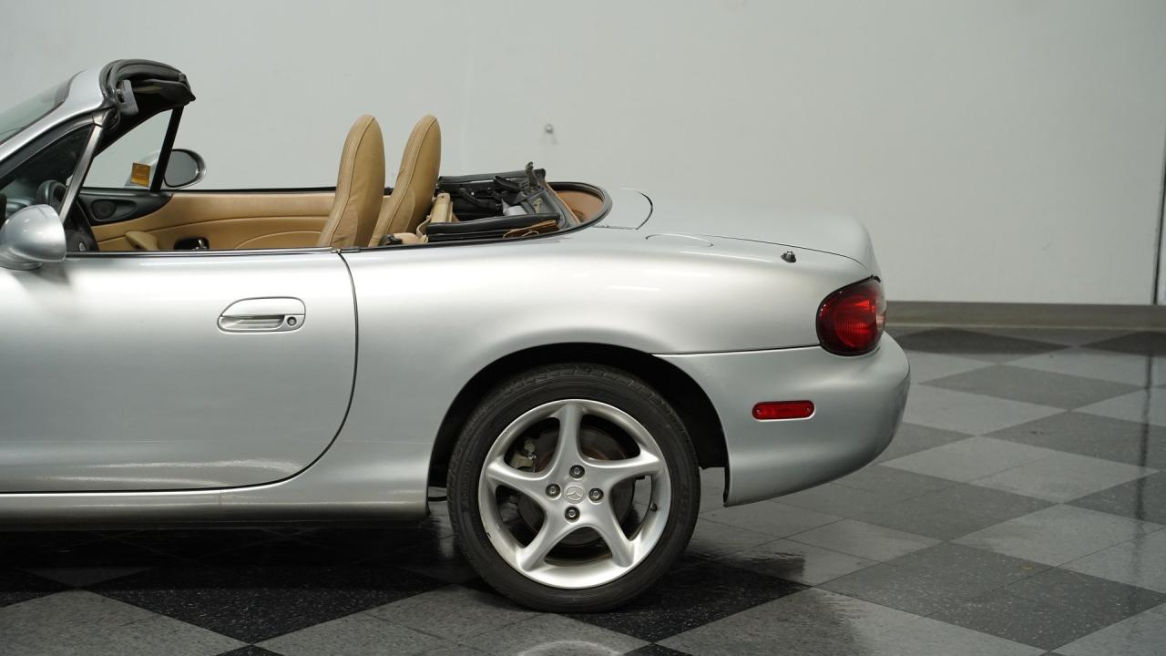 2001 Mazda Miata MX-5