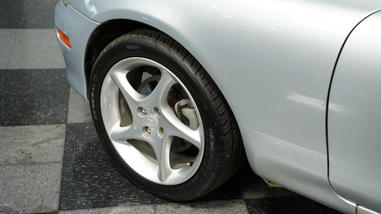 2001 Mazda Miata MX-5