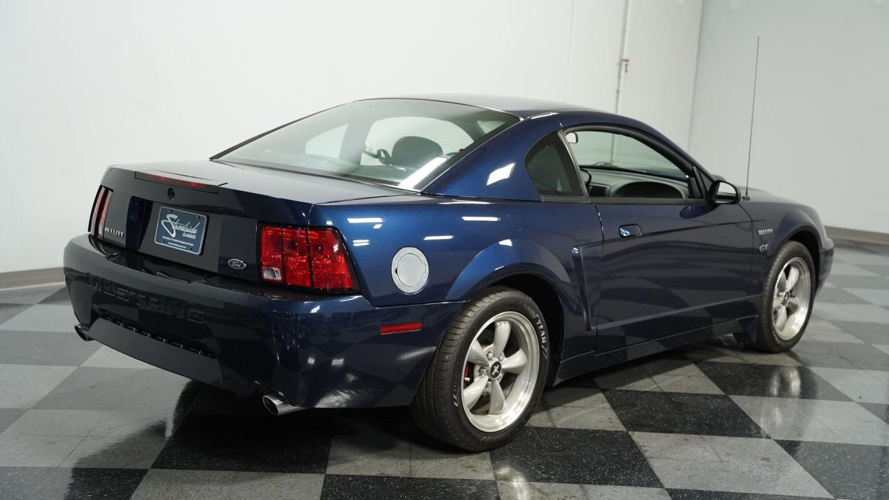 2001 Ford Mustang Bullitt GT