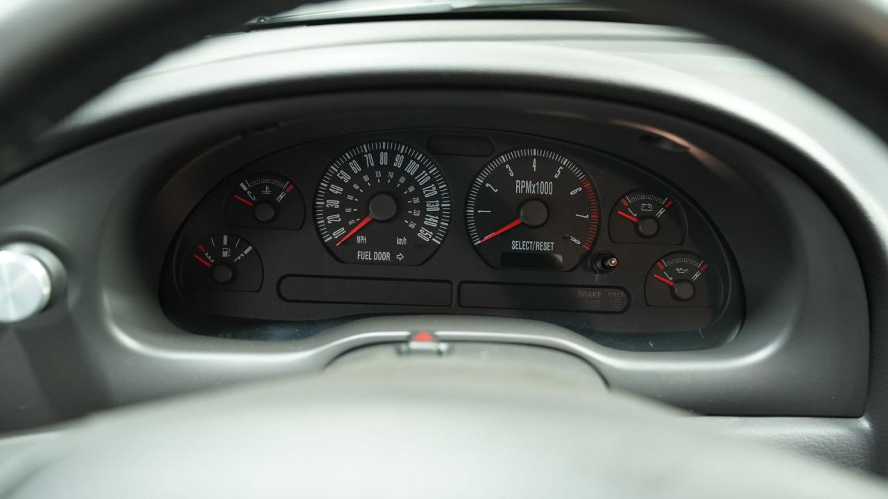 2001 Ford Mustang Bullitt GT