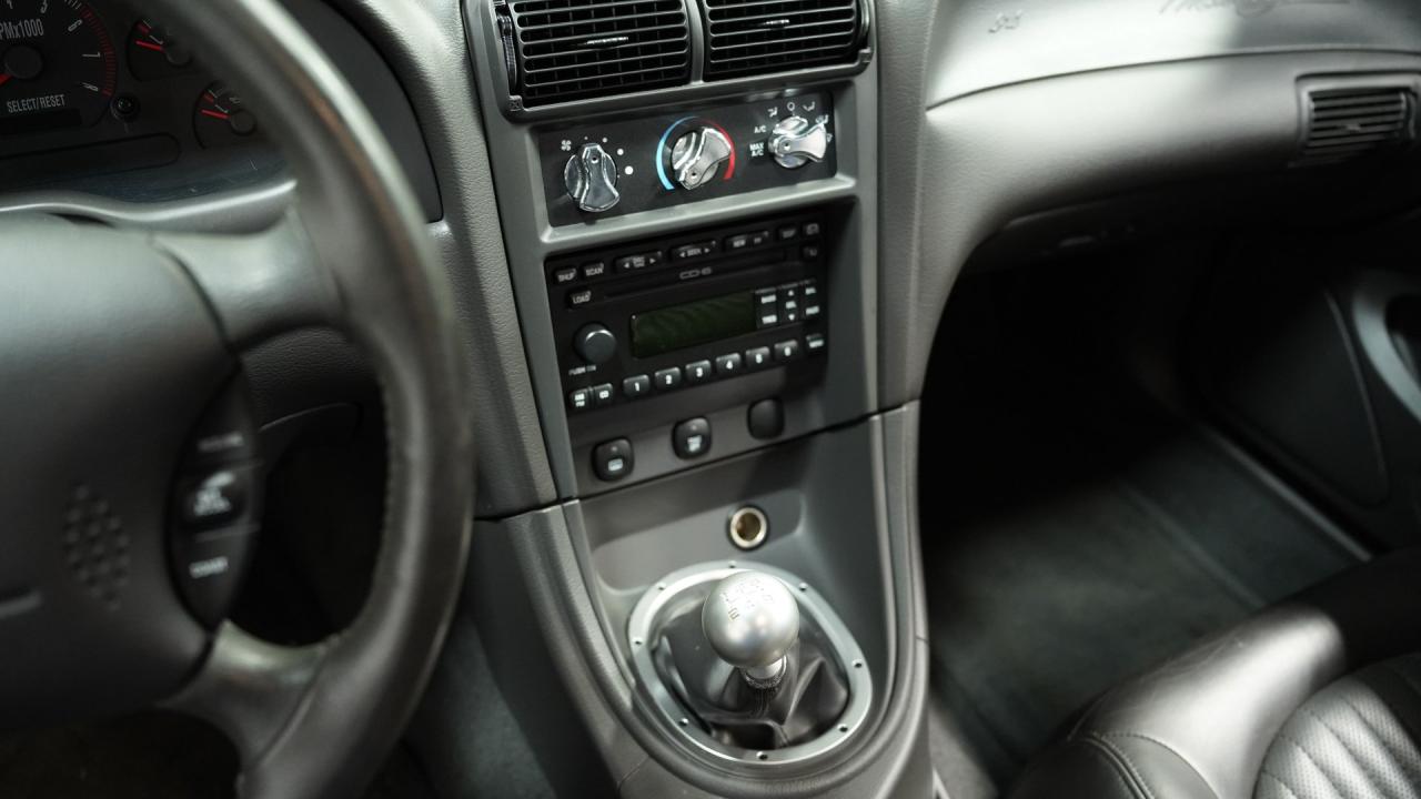 2001 Ford Mustang Bullitt GT