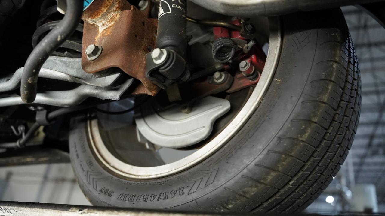 2001 Ford Mustang Bullitt GT