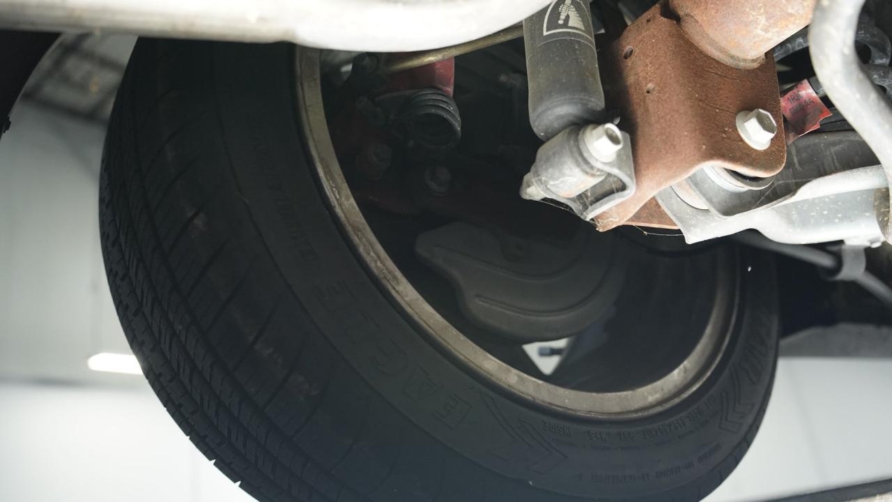 2001 Ford Mustang Bullitt GT