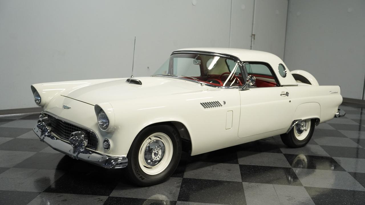 1956 Ford Thunderbird