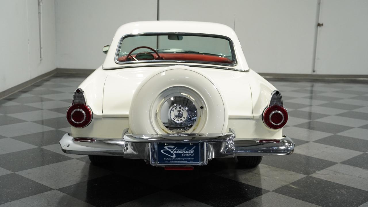 1956 Ford Thunderbird