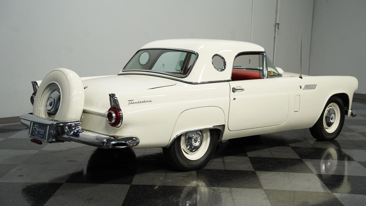 1956 Ford Thunderbird