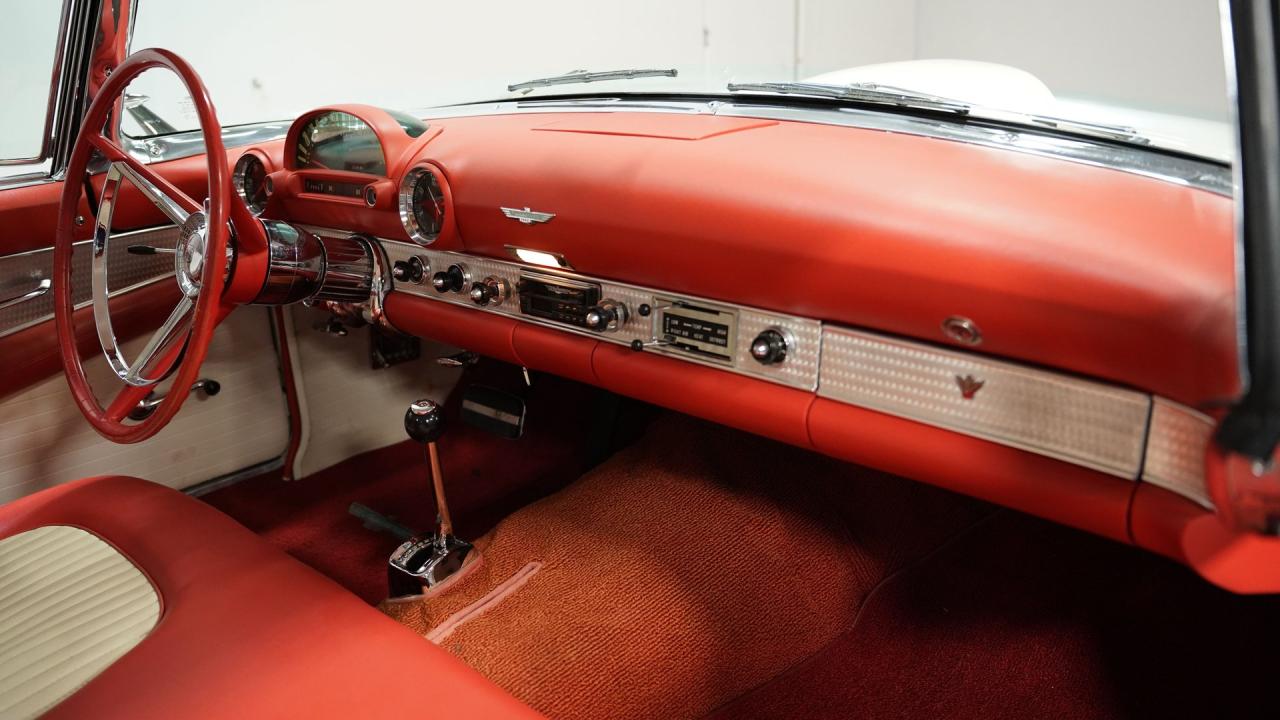 1956 Ford Thunderbird