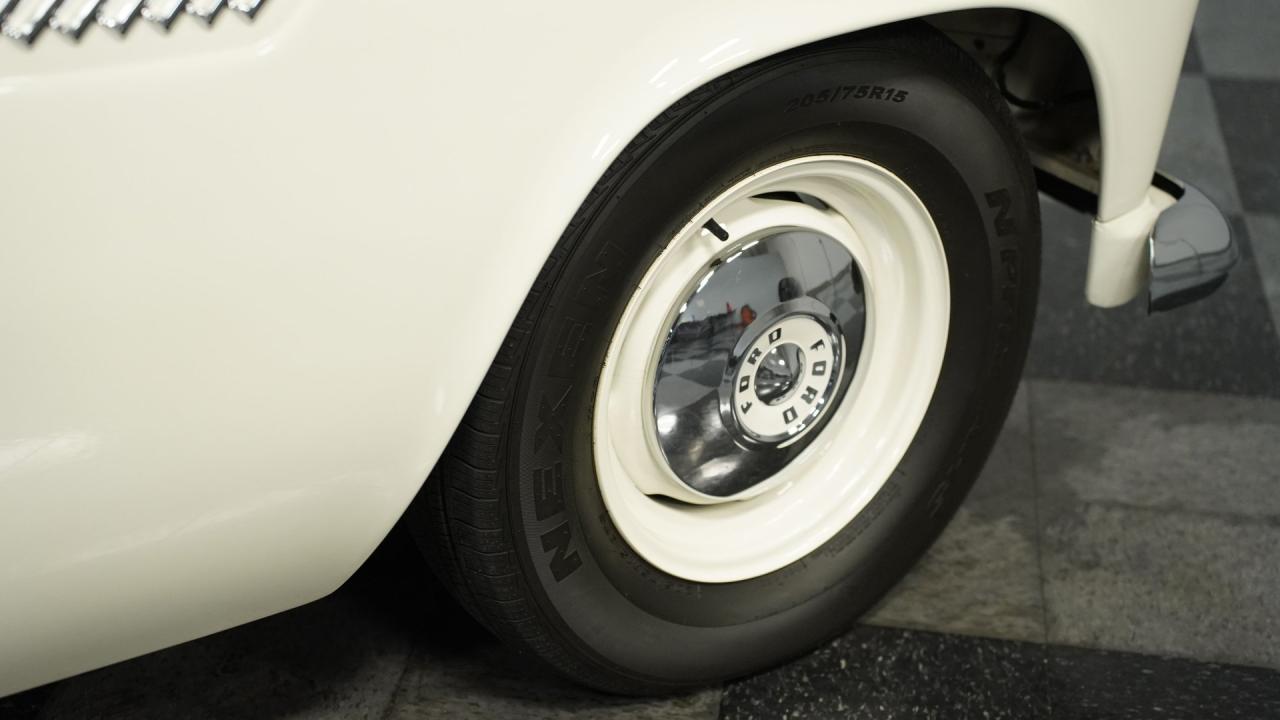 1956 Ford Thunderbird