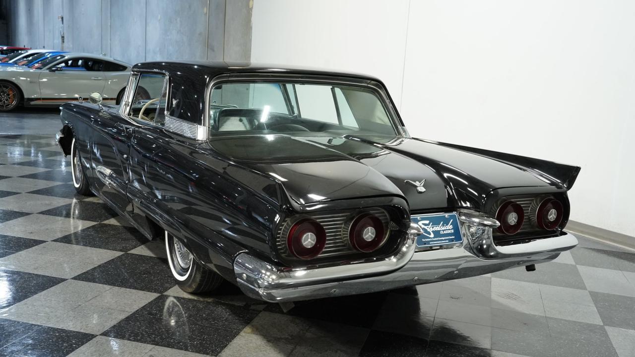 1959 Ford Thunderbird