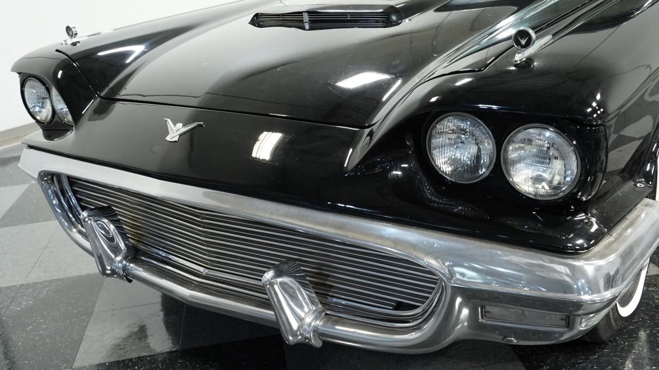 1959 Ford Thunderbird