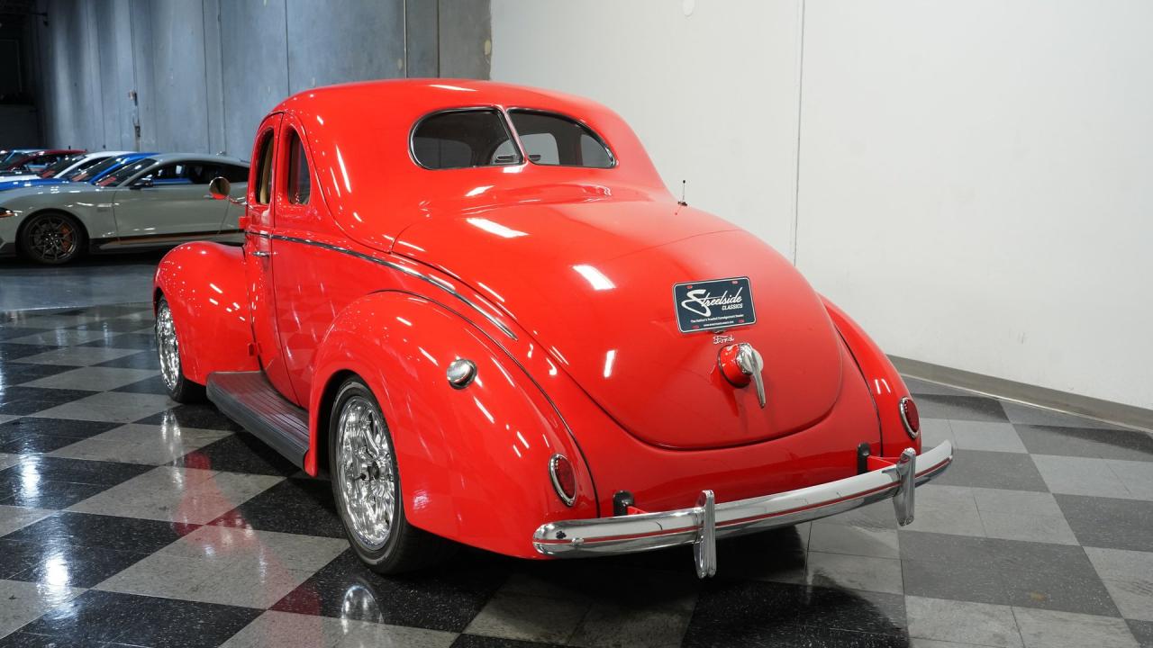 1939 Ford Deluxe Restomod