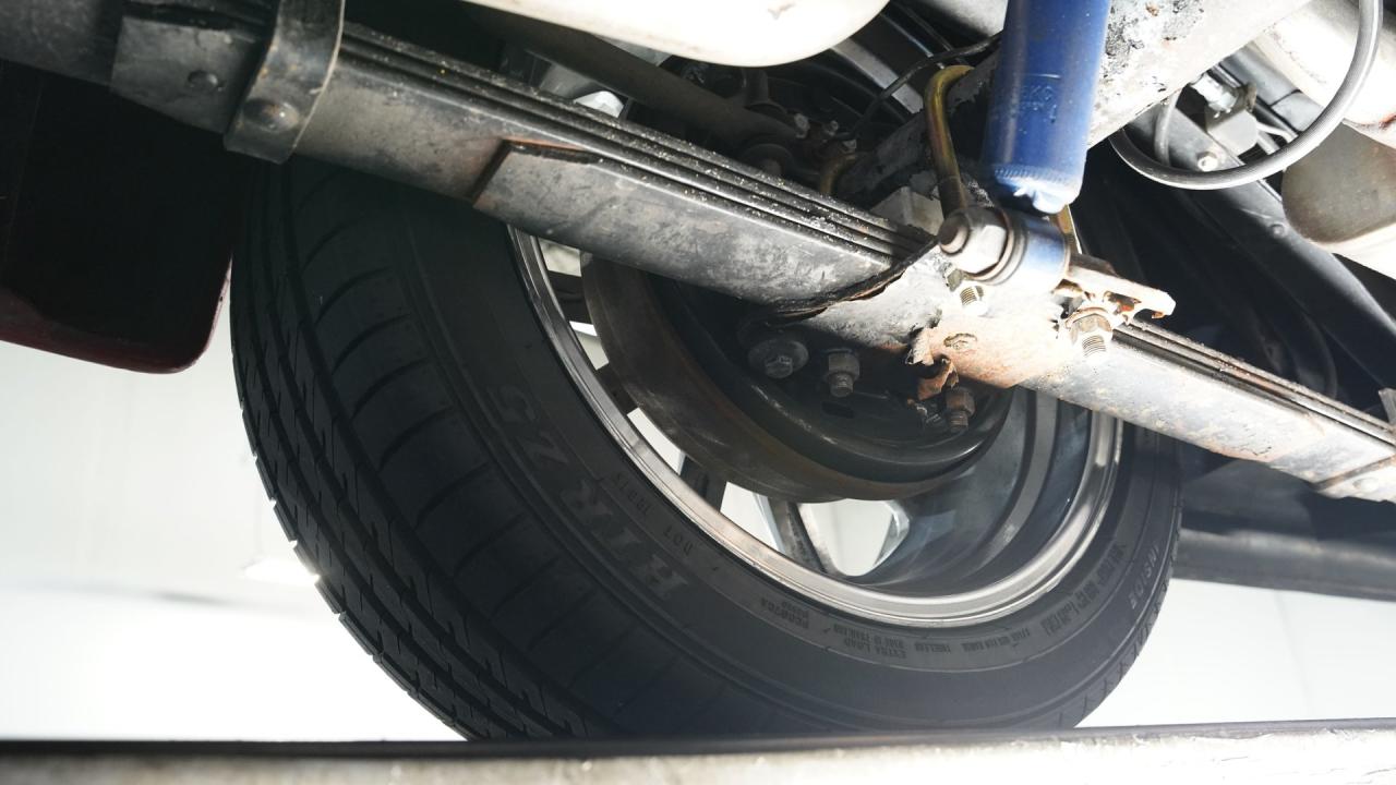 1939 Ford Deluxe Restomod