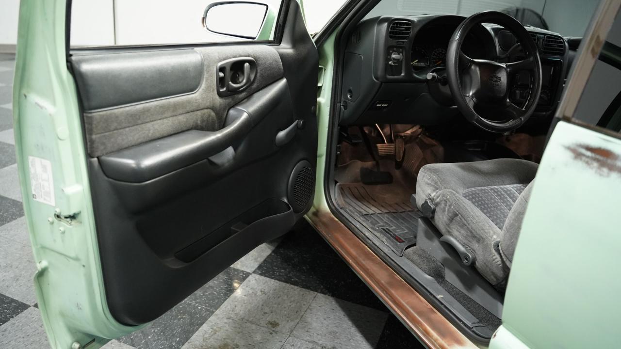 2001 Chevrolet S10 Blazer LS1 Restomod