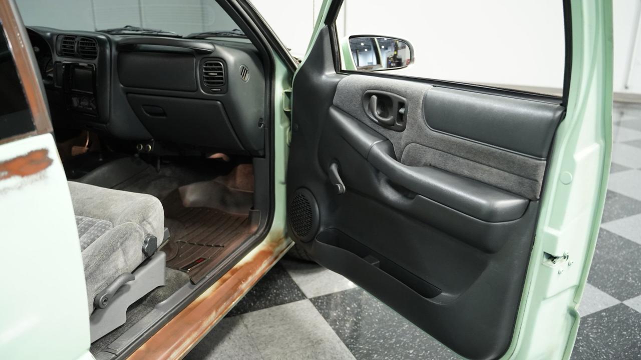 2001 Chevrolet S10 Blazer LS1 Restomod