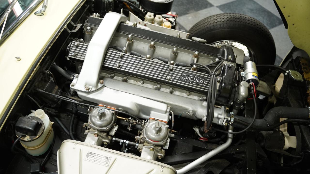 1968 Jaguar E-Type Series 1.5 Roadster