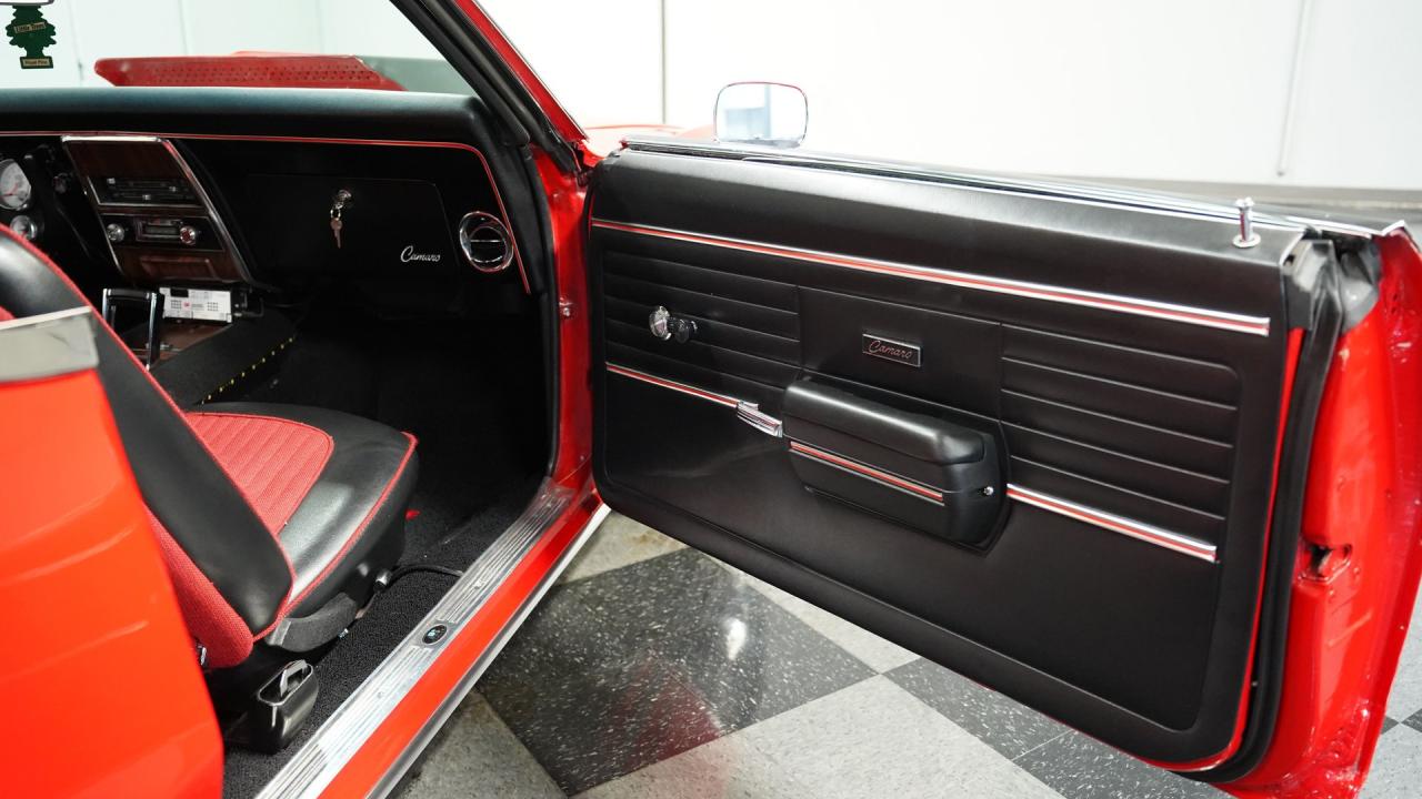 1968 Chevrolet Camaro Z28 Tribute