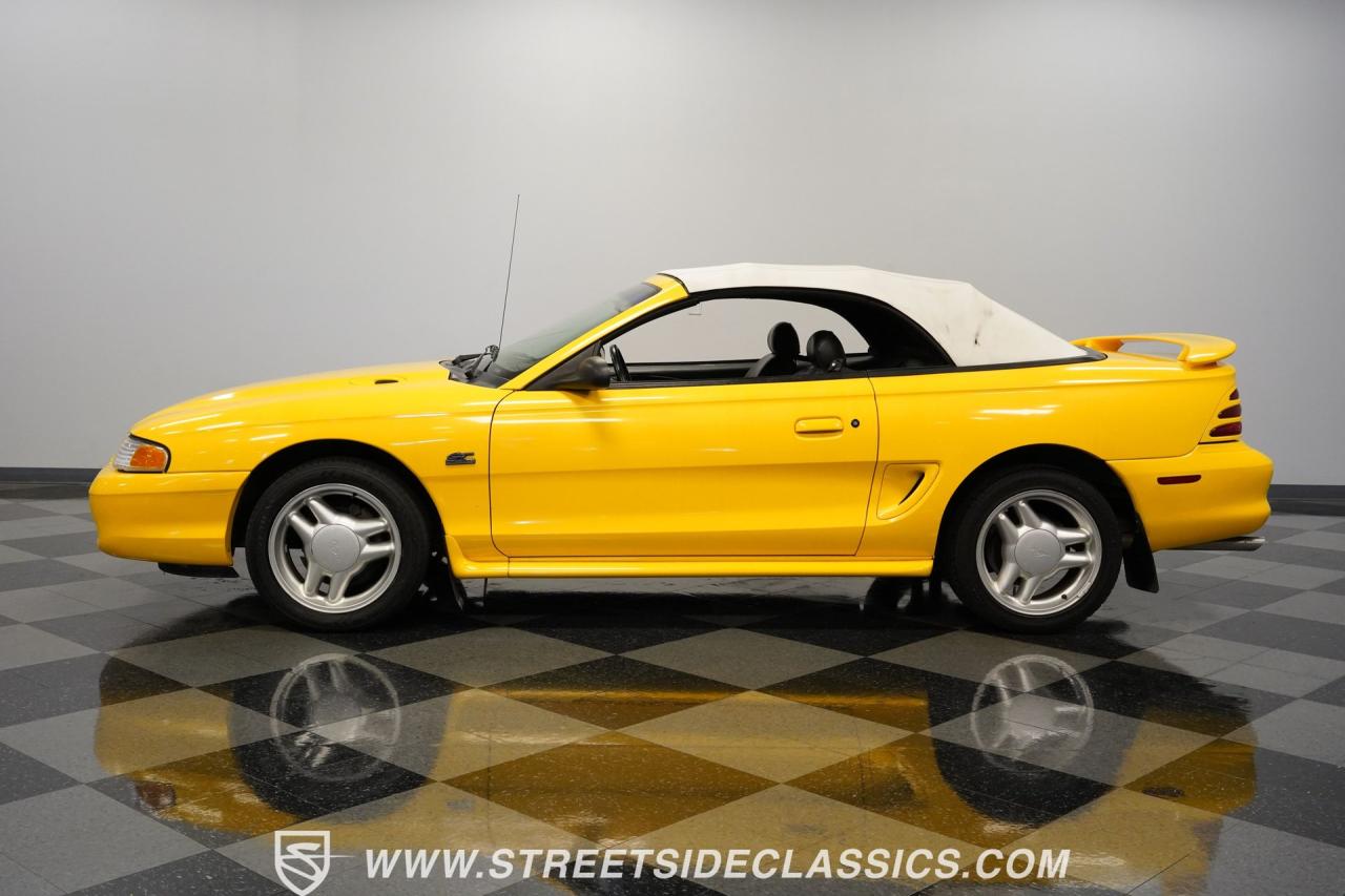 1995 Ford Mustang GT Convertible