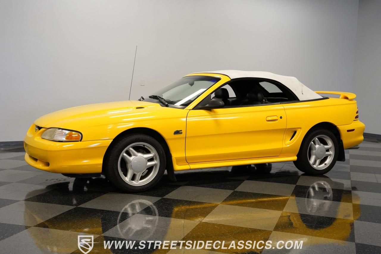 1995 Ford Mustang GT Convertible