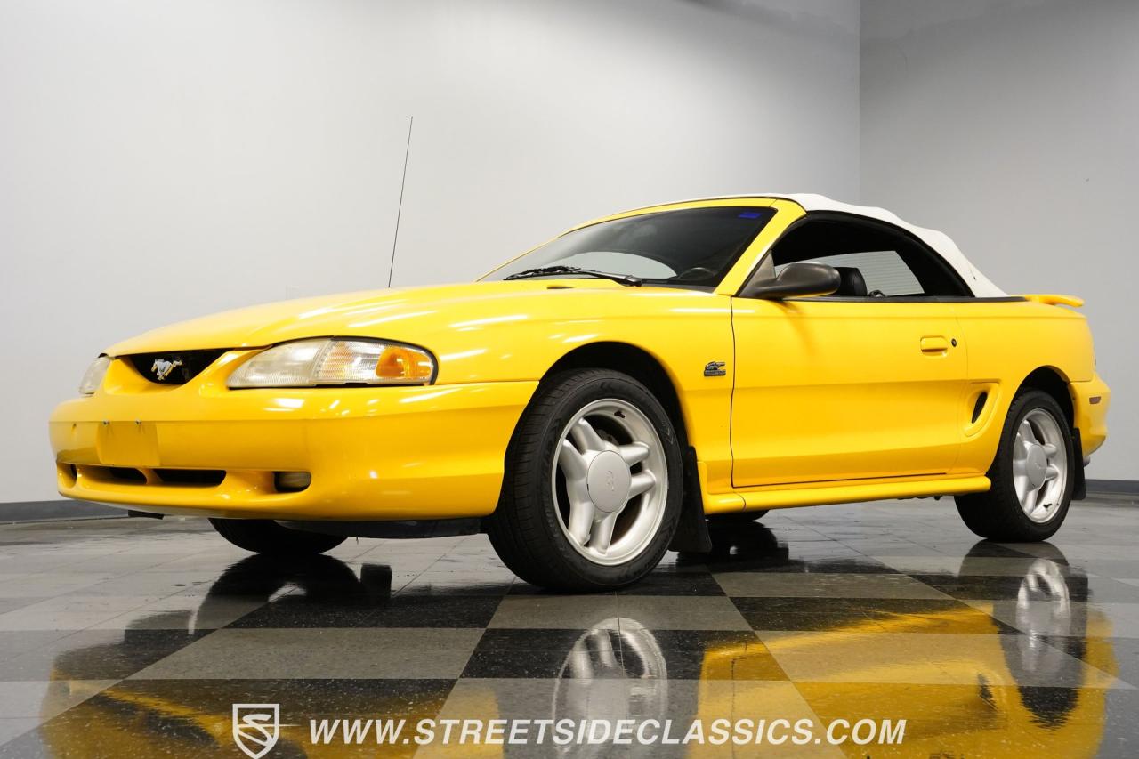 1995 Ford Mustang GT Convertible
