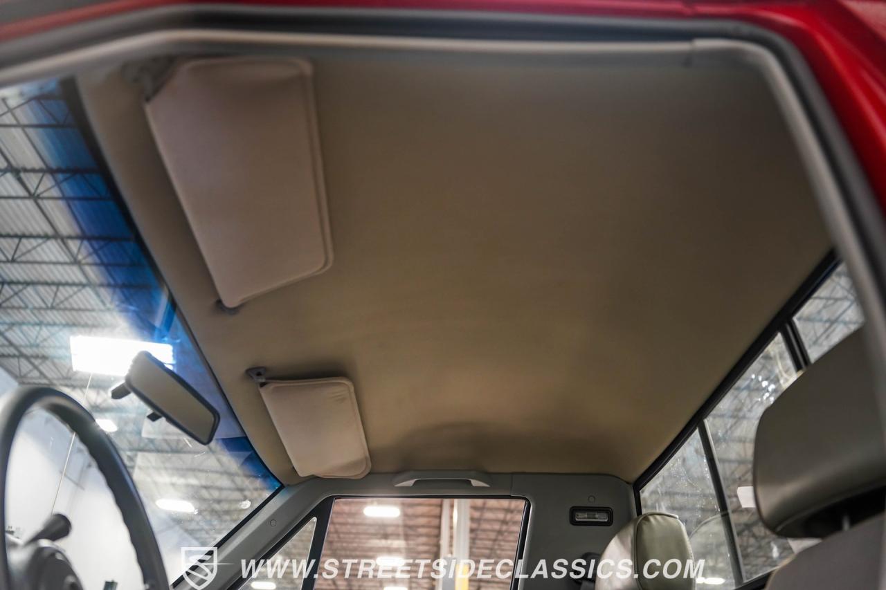 1991 Jeep Comanche Pioneer