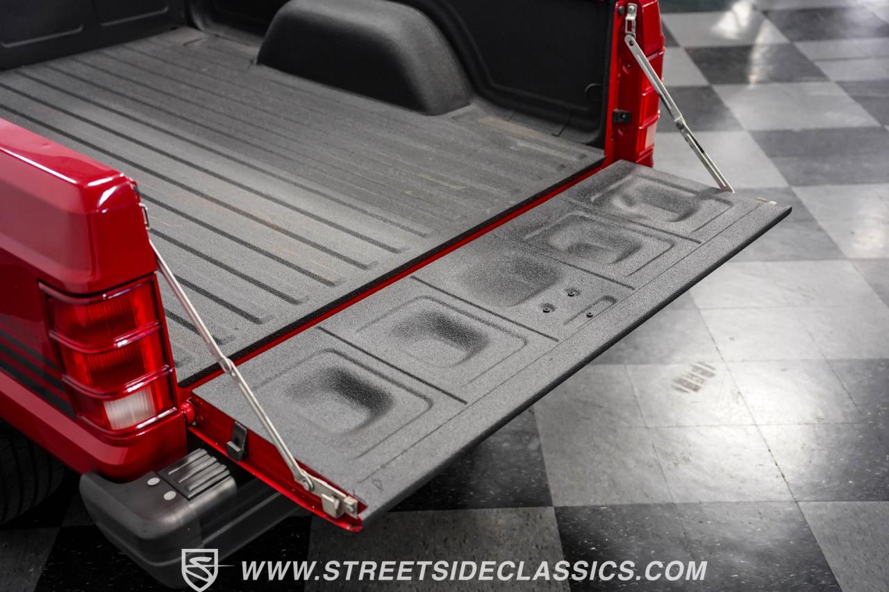 1991 Jeep Comanche Pioneer