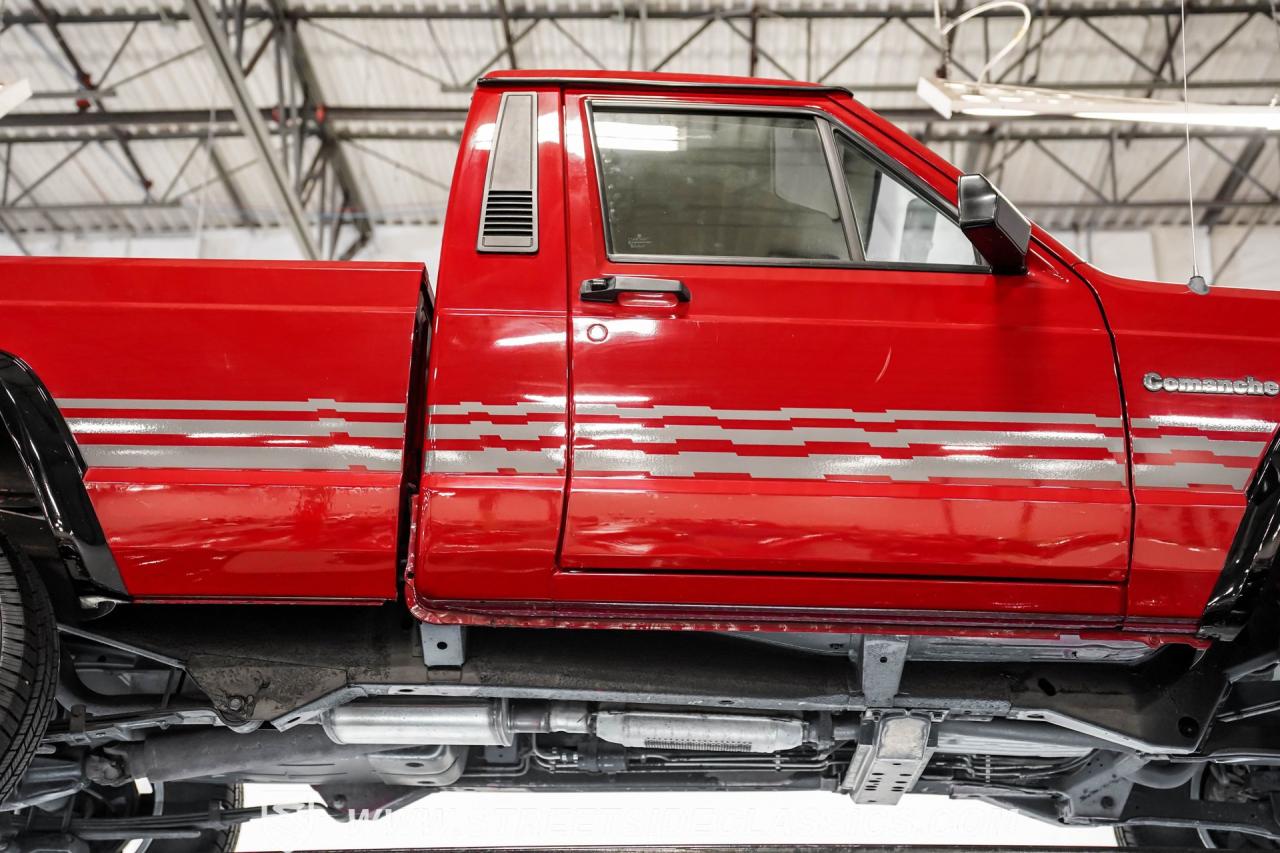 1991 Jeep Comanche Pioneer