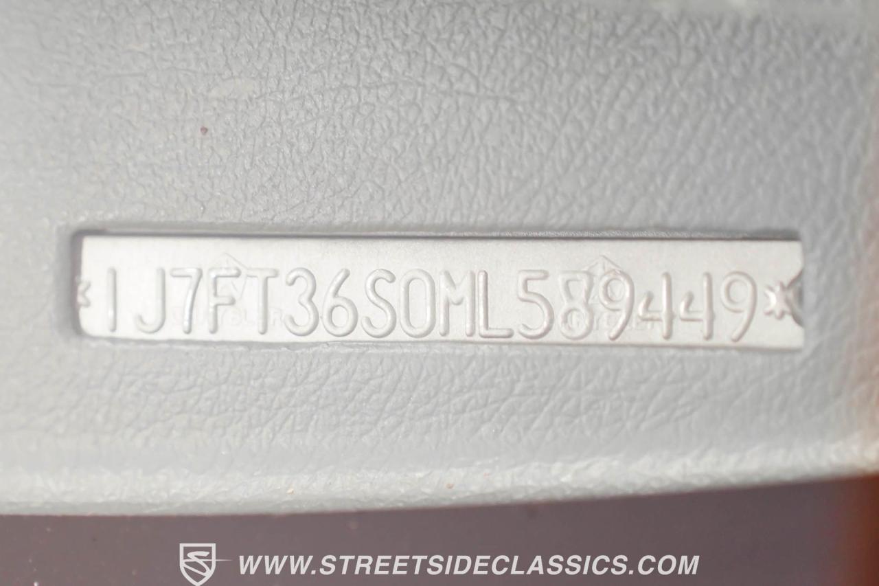 1991 Jeep Comanche Pioneer