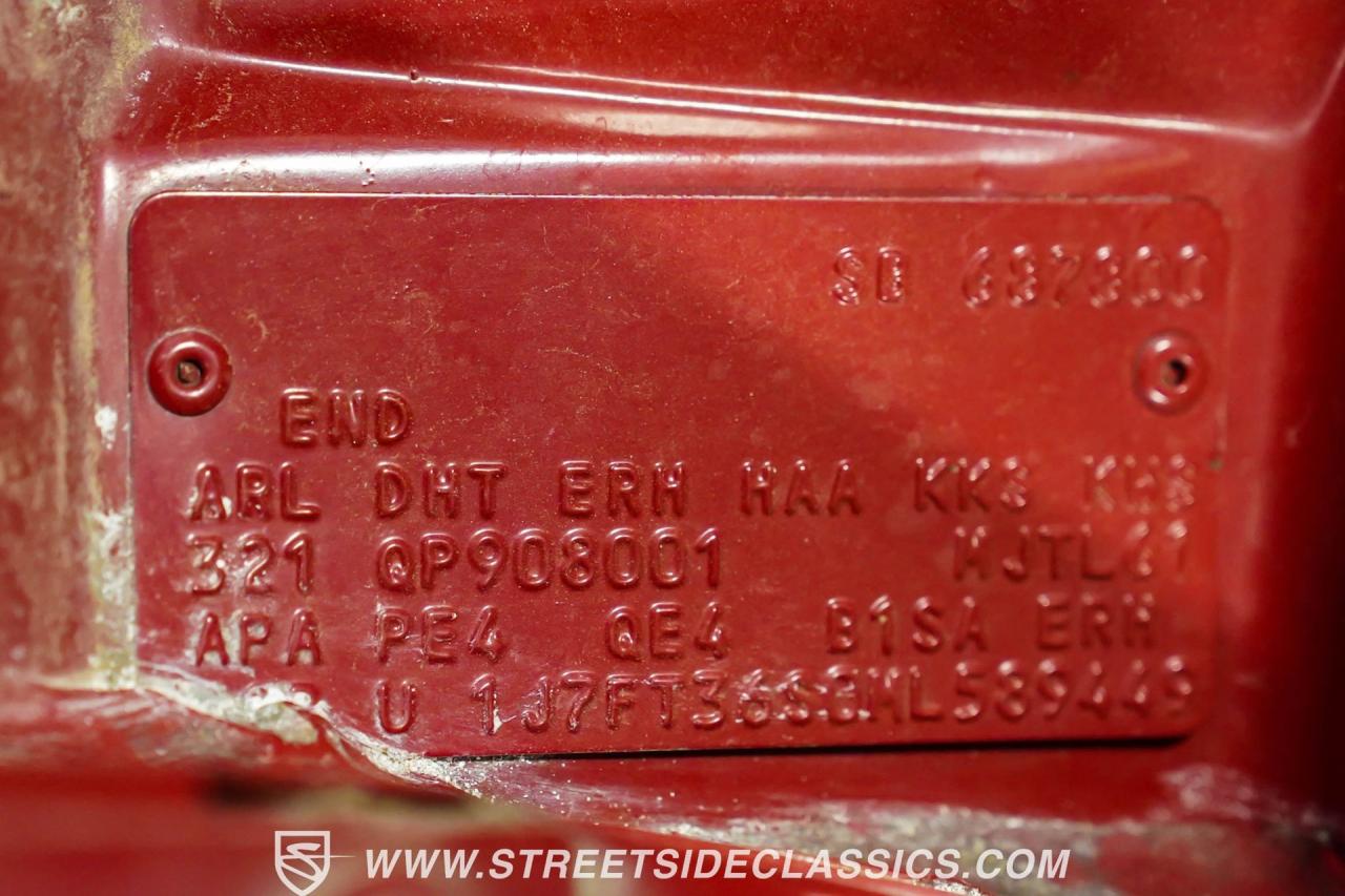 1991 Jeep Comanche Pioneer